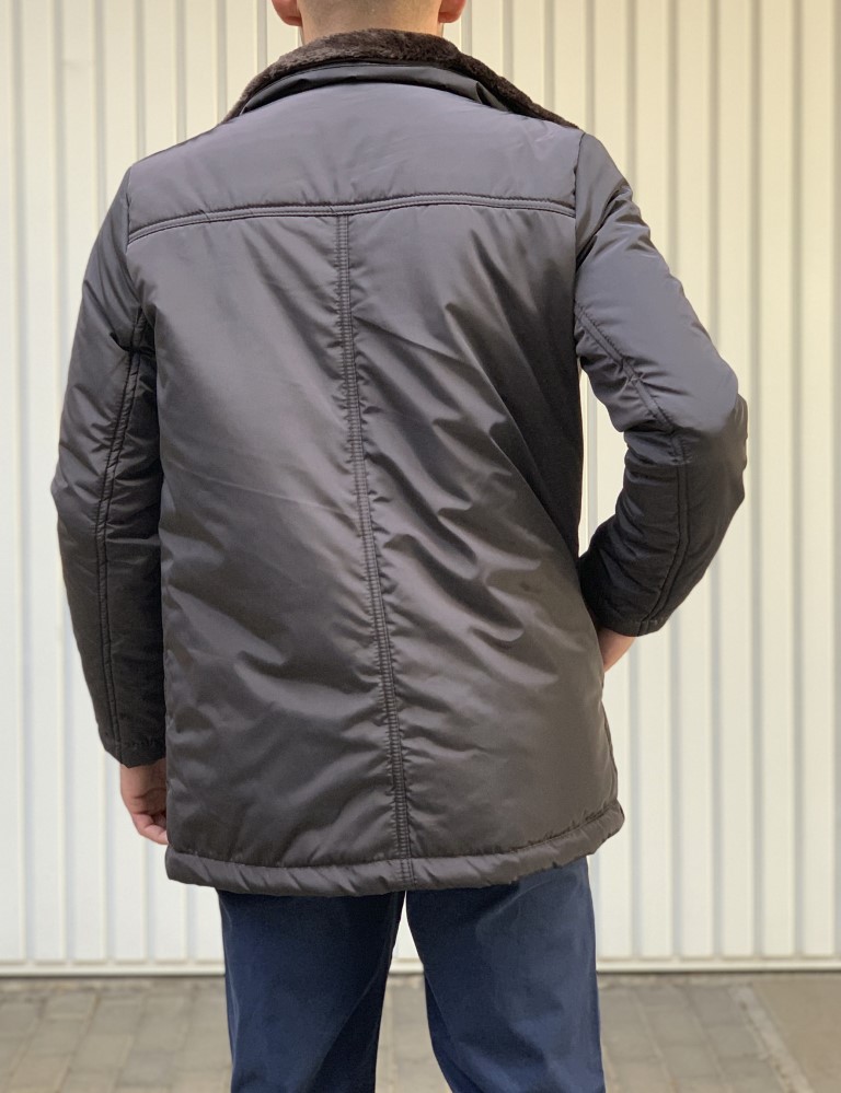 Ανδρικό καφέ μπουφάν με αποσπώμενο γιακά και κουμπιά 444K φωτογραφία